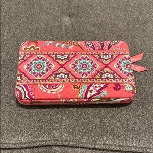 Vera Bradley call me coral Wallet